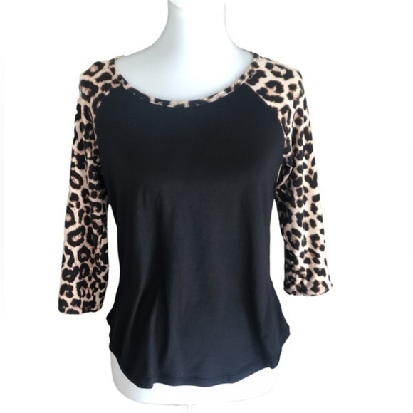 Black and leopard raglan sleeves top - Picture 2 of 8